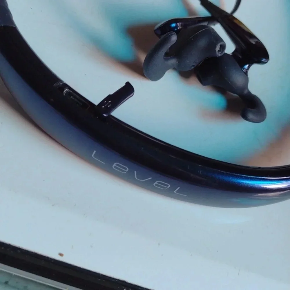 Samsung level u headphones